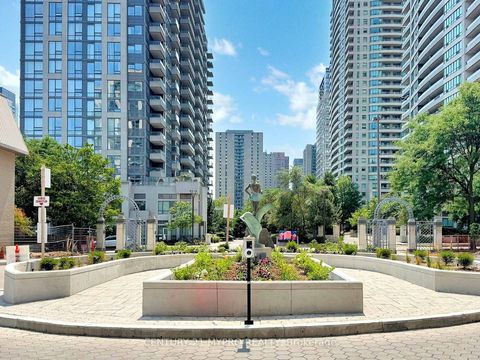 Photo 2 at Sph207 - 28 Hollywood Avenue, Willowdale East, Toronto