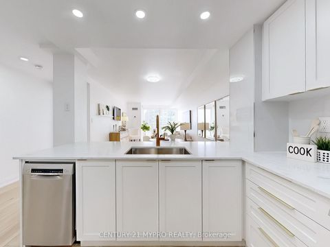 Photo 16 at Sph207 - 28 Hollywood Avenue, Willowdale East, Toronto