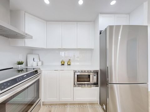 Photo 17 at Sph207 - 28 Hollywood Avenue, Willowdale East, Toronto
