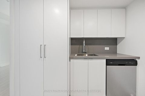 Photo 6 at 824 - 30 Tretti Way, Clanton Park, Toronto