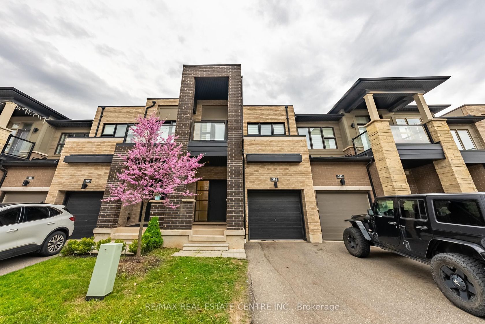 391 Athabasca Common, JM Joshua Meadows, Oakville 