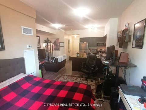 Photo 6 at 103 - 816 Lansdowne Avenue, Junction, Toronto