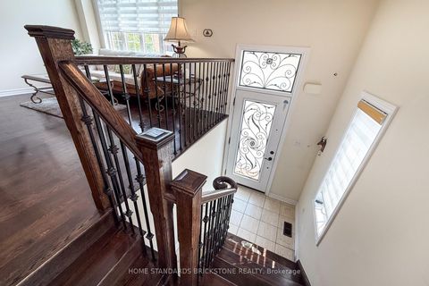 Photo 3 at 28 - 8777 Dufferin Street, Patterson, Vaughan