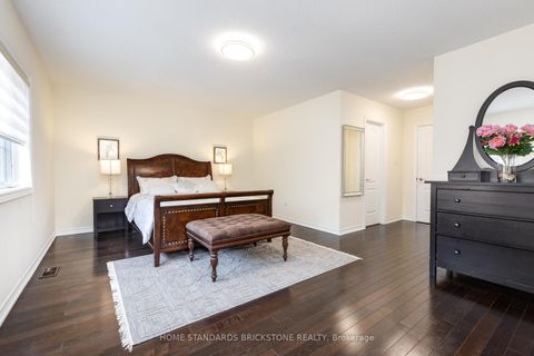 Photo 26 at 28 - 8777 Dufferin Street, Patterson, Vaughan