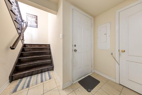 Photo 33 at 28 - 8777 Dufferin Street, Patterson, Vaughan