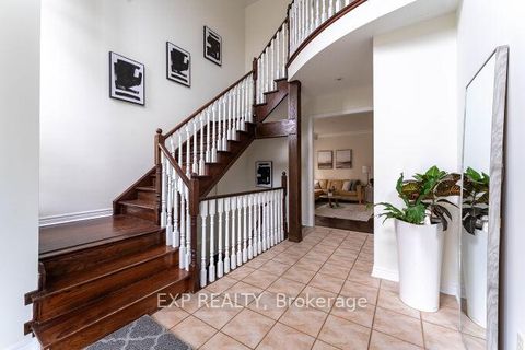Photo 3 at 2409 WEST HAM Road, WT West Oak Trails, Oakville