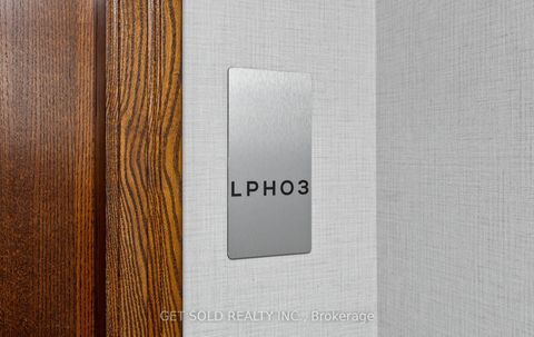 Photo 1 at LPH03 - 5 Michael Power Place, City Centre West, Toronto