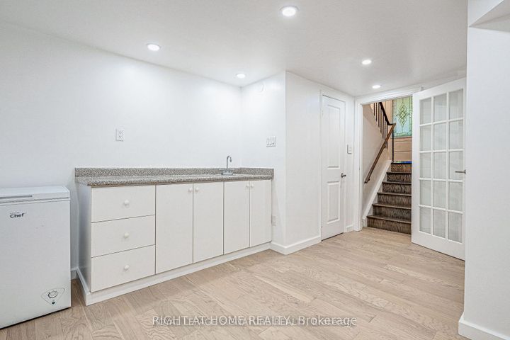 Photo 11 at 92 - 82 Song Meadoway, Hillcrest Village, Toronto