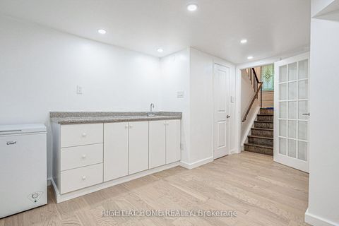 Photo 11 at 92 - 82 Song Meadoway, Hillcrest Village, Toronto Photo 11 at 92 - 82 Song Meadoway, Hillcrest Village, Toronto