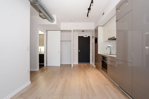 Photo 7 at 2603 - 170 Bayview Avenue, Moss Park, Toronto
