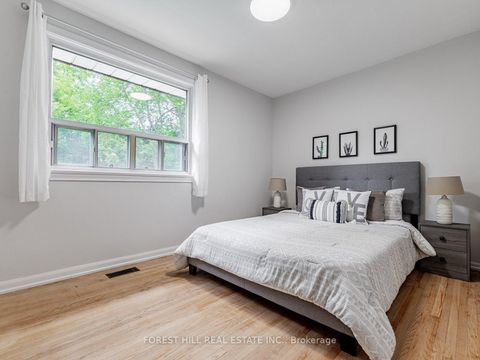 Photo 22 at 37 Farmcote Road, Don Mills, Toronto
