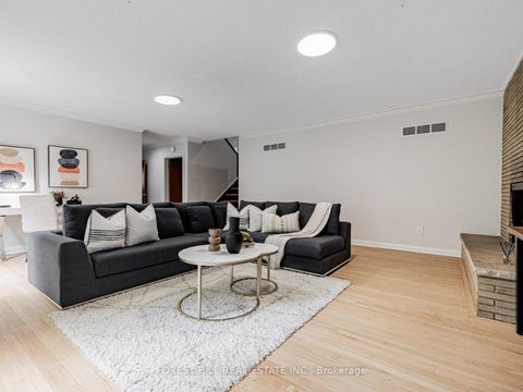 Photo 27 at 37 Farmcote Road, Don Mills, Toronto