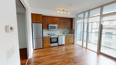 Photo 2 at 414 - 105 GEORGE Street, Moss Park, Toronto