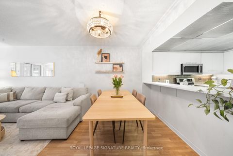 Photo 12 at 206 - 18 Hollywood Avenue, Willowdale East, Toronto