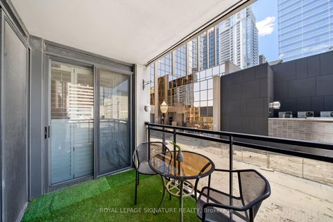Photo 29 at 206 - 18 Hollywood Avenue, Willowdale East, Toronto