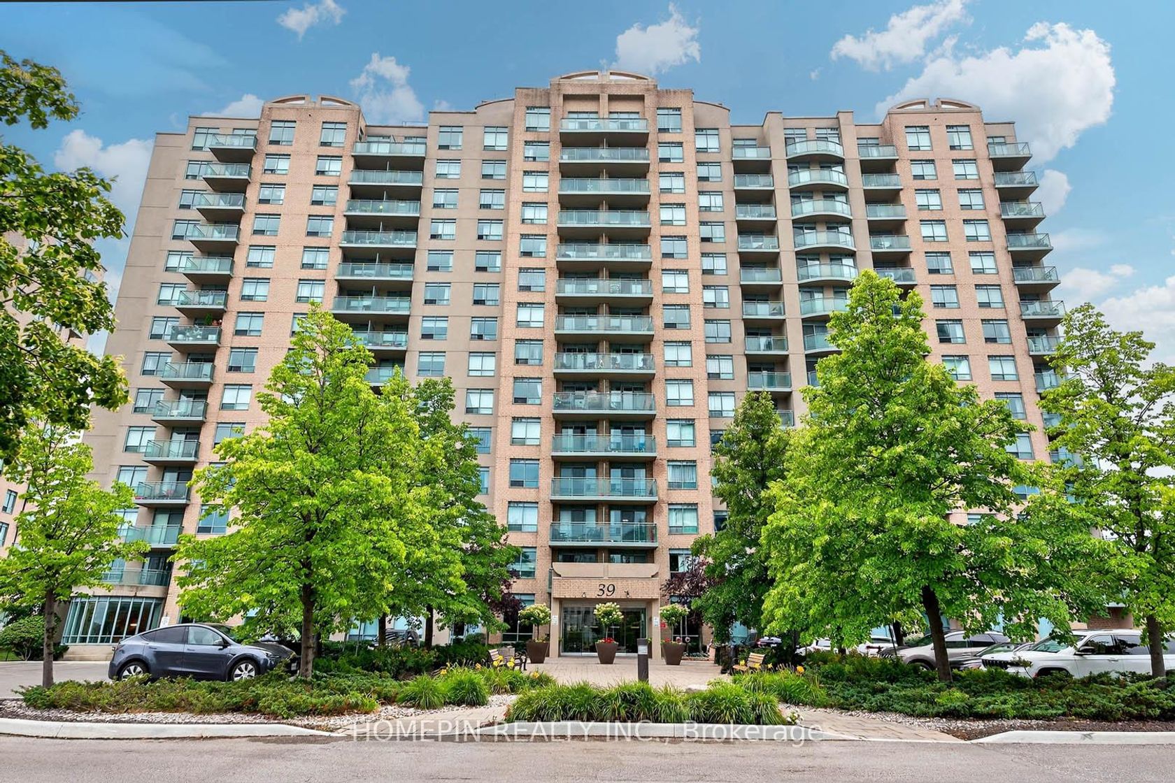 1103 - 39 Oneida Crescent, Langstaff, Richmond Hill 