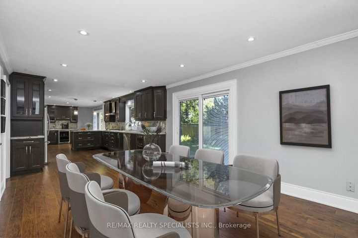 Photo 13 at 1480 Ballyclare Drive, Erindale, Mississauga