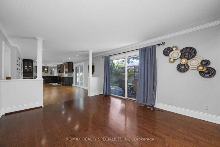 Photo 17 at 1480 Ballyclare Drive, Erindale, Mississauga
