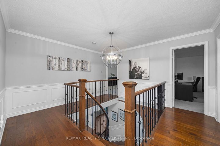 Photo 26 at 1480 Ballyclare Drive, Erindale, Mississauga