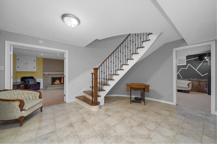 Photo 29 at 1480 Ballyclare Drive, Erindale, Mississauga