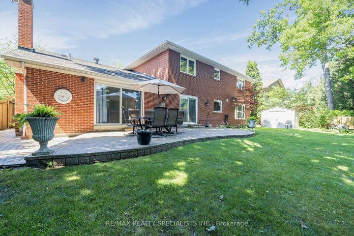 Photo 32 at 1480 Ballyclare Drive, Erindale, Mississauga