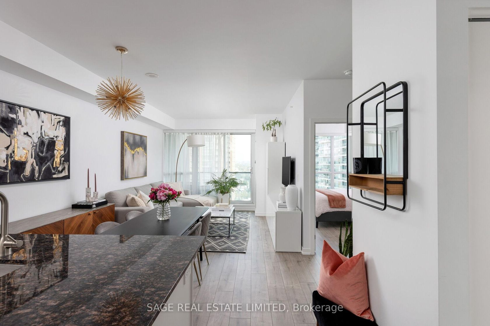 1601 - 150 East Liberty Street, Niagara, Toronto 