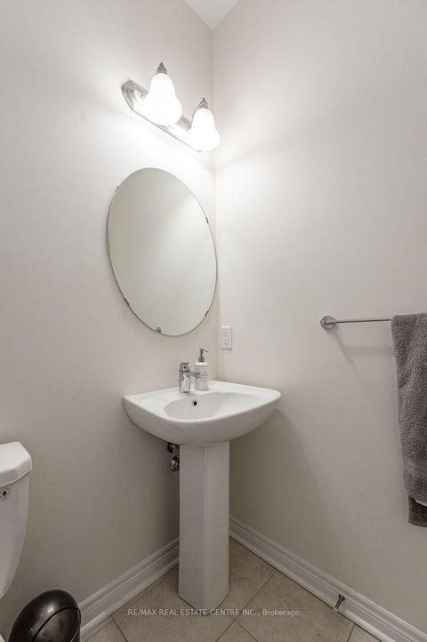 Photo 17 at 2453 Village Common, BC Bronte Creek, Oakville