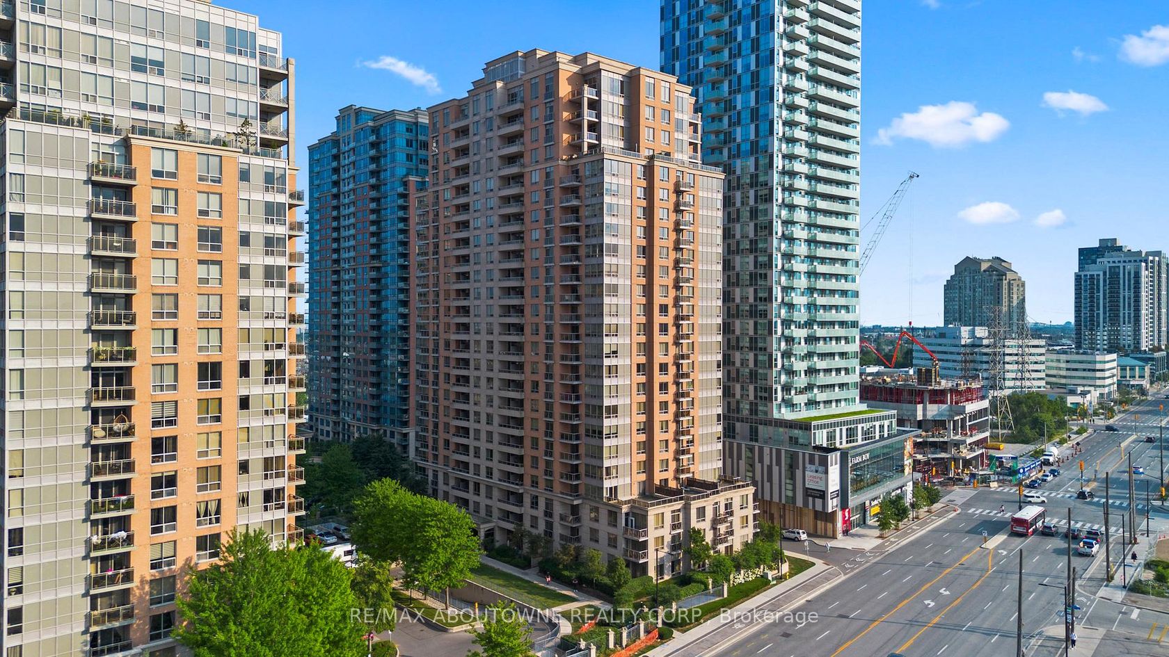 227 - 5233 Dundas Street W, City Centre West, Toronto 