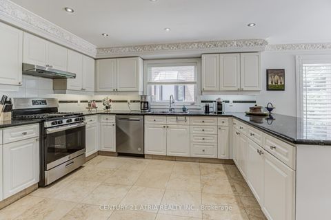 Photo 10 at 331 Binns Avenue, Glenway Estates, Newmarket