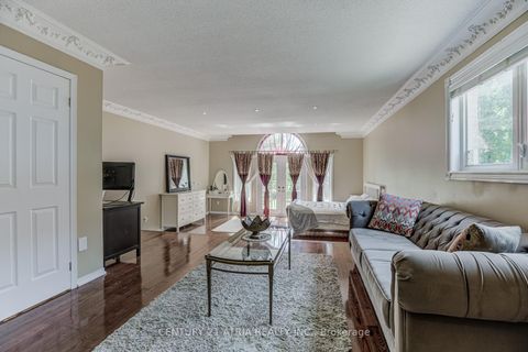 Photo 17 at 331 Binns Avenue, Glenway Estates, Newmarket
