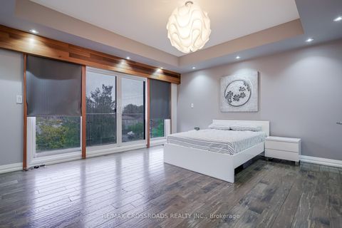 Photo 21 at 1A Roblin Avenue, East York, Toronto