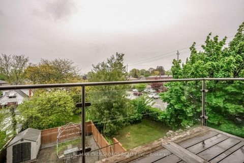 Photo 25 at 1A Roblin Avenue, East York, Toronto