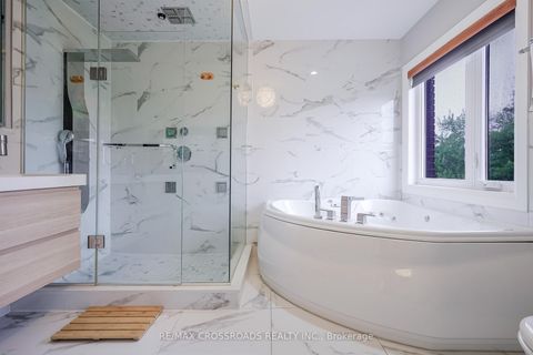 Photo 26 at 1A Roblin Avenue, East York, Toronto