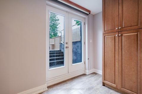 Photo 37 at 1A Roblin Avenue, East York, Toronto