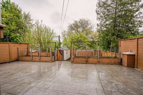Photo 43 at 1A Roblin Avenue, East York, Toronto