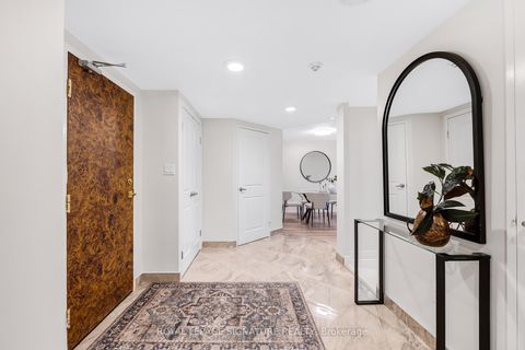 Photo 1 at 406 - 10 Kenneth Avenue, Willowdale East, Toronto