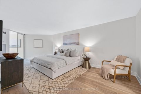 Photo 11 at 406 - 10 Kenneth Avenue, Willowdale East, Toronto