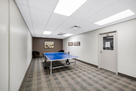 Photo 24 at 406 - 10 Kenneth Avenue, Willowdale East, Toronto