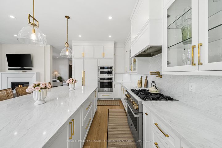 Photo 13 at 5 Taylor Drive, East York, Toronto