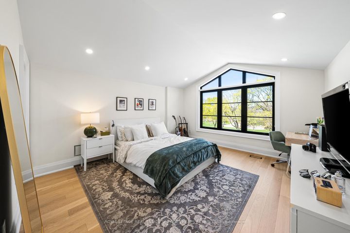 Photo 36 at 5 Taylor Drive, East York, Toronto