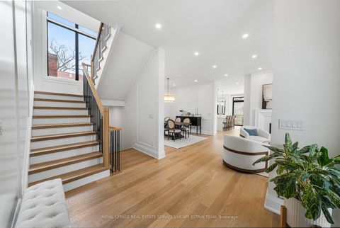 Photo 2 at 5 Taylor Drive, East York, Toronto