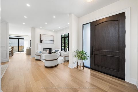 Photo 3 at 5 Taylor Drive, East York, Toronto
