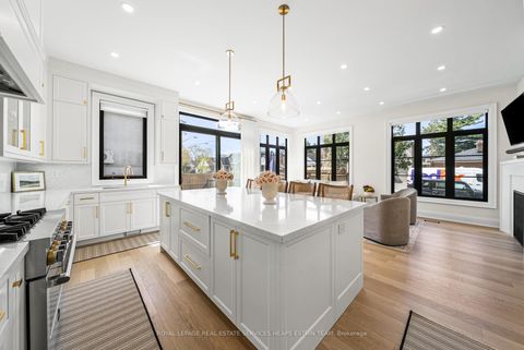 Photo 11 at 5 Taylor Drive, East York, Toronto