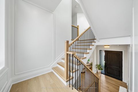 Photo 18 at 5 Taylor Drive, East York, Toronto