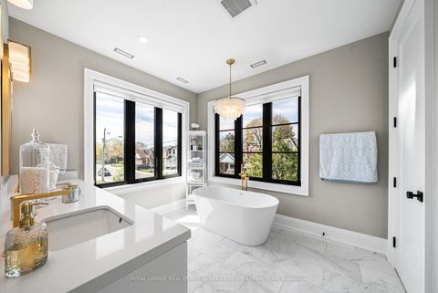 Photo 22 at 5 Taylor Drive, East York, Toronto