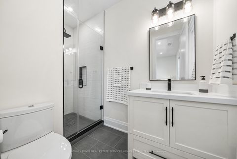 Photo 34 at 5 Taylor Drive, East York, Toronto