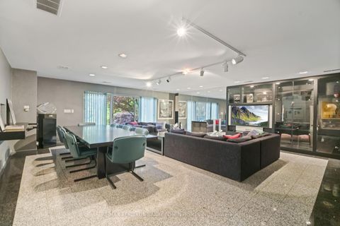 Photo 13 at 50 Park Lane Circle, York Mills, Toronto