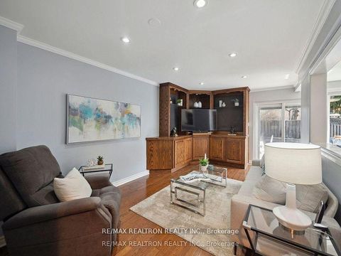 Photo 22 at 53 Peter Andrew Crescent, Brownridge, Vaughan