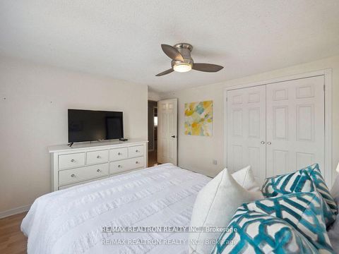 Photo 39 at 53 Peter Andrew Crescent, Brownridge, Vaughan