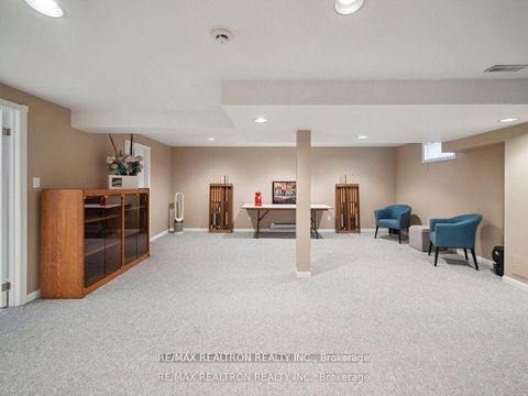 Photo 43 at 53 Peter Andrew Crescent, Brownridge, Vaughan